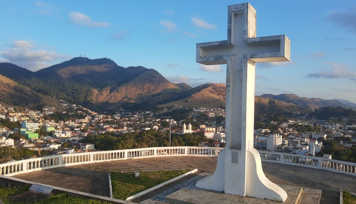 Valença RJ: Roteiro Completo pelo Vale do Café, Fazendas Históricas e Cachoeiras Incríveis